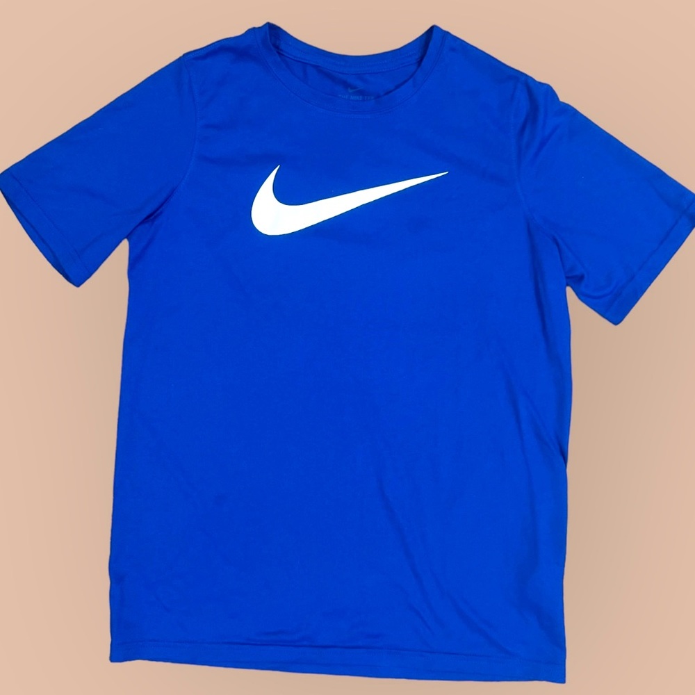 Youth Nike Dry Fit T-shirt - Size XL Youth